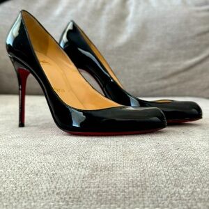 Christian Louboutin black patent size: 36 1/2